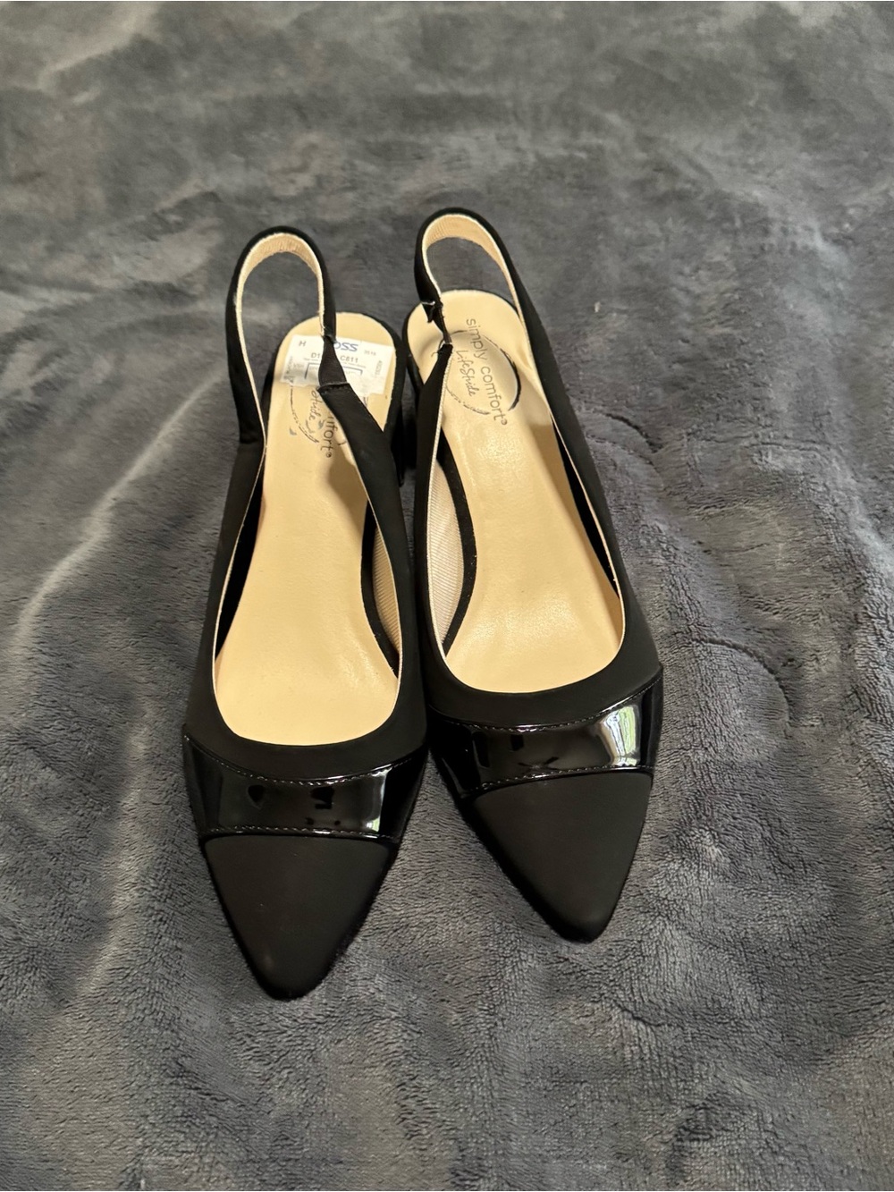 Life Stride Black Slingback Block Heel Pumps - Picture 3 of 7